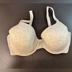 PINK Victoria's Secret Light Gray Bra